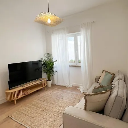 Lovely In The With Terrace Apartamento *